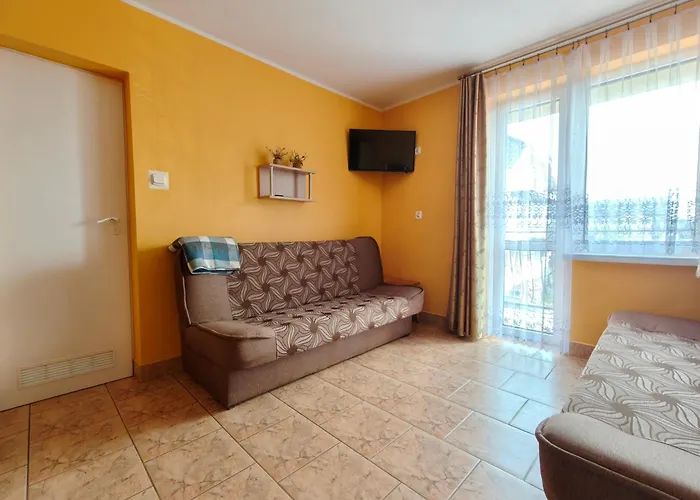 Bryza Проживание в семье Владыславово