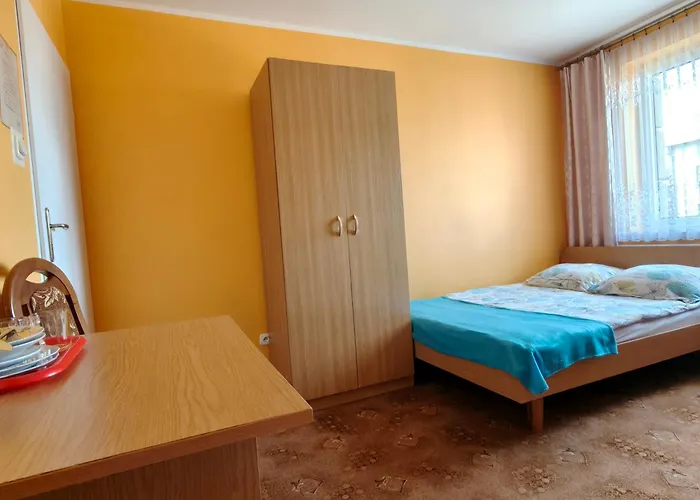 Проживание в семье Bryza