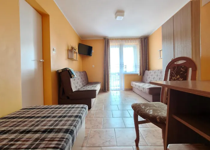 Bryza Проживание в семье Владыславово