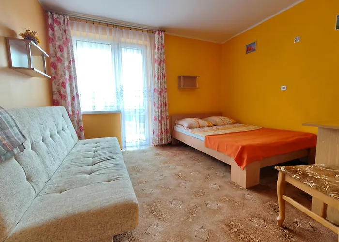 Bryza Проживание в семье Владыславово